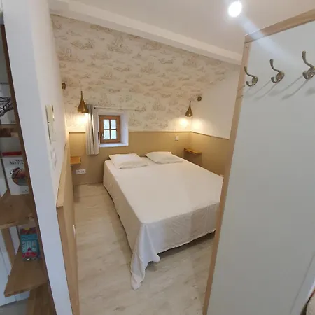 شقة Les Fruitiers De La Sulpiciere Le Myrobolan